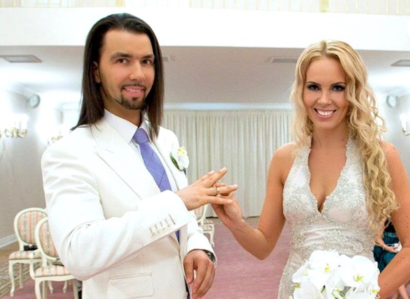 «Я сказал «да» красивой девушке»: Денис Клявер поздравил жену с годовщиной свадьбы - «Психология»