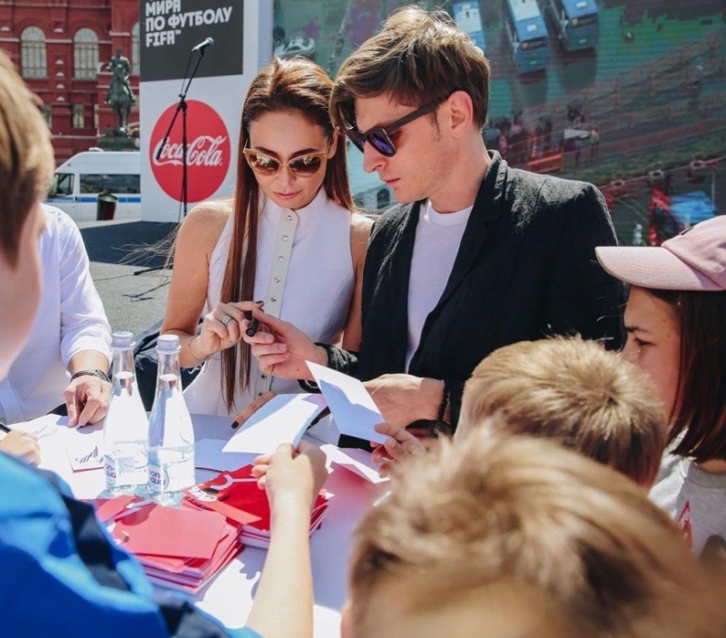 Конец интриге: подруга Ляйсан Уташевой и Павла Воли засветила всему миру лица их детей - «Я и Дети»