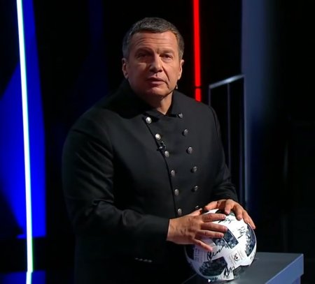 «И тучностью весь в вас»: публика обсудила внешность сына Владимира Соловьева - «Психология»