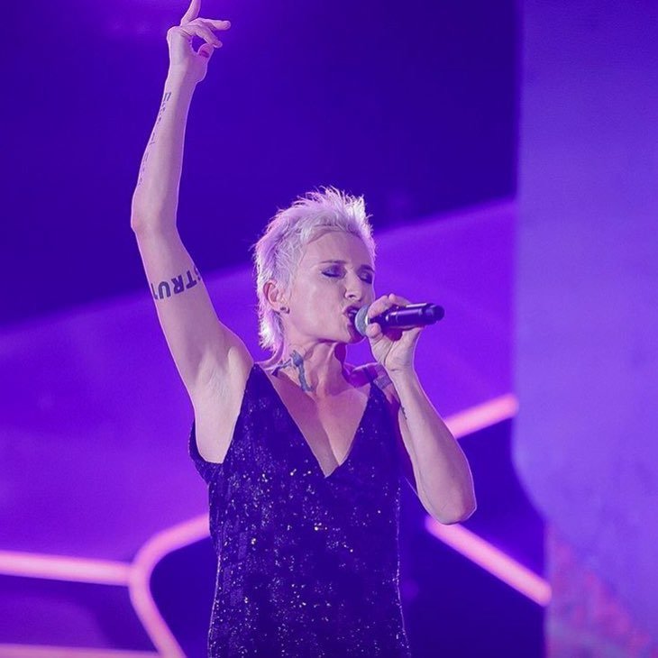 "Оно никого не украсит": Диана Арбенина вышла на красную дорожку в платье - «Красота»