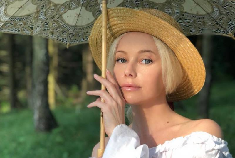 Все так же молода: Елена Корикова похвасталась пляжными фото - «Красота»