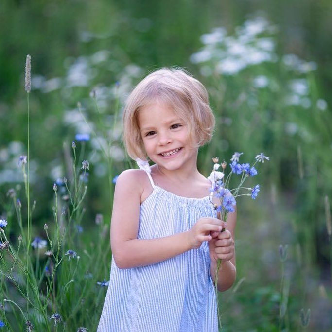 Вне зоны доступа: дочь Тимати выбросила его телефон в море - «Я и Дети»