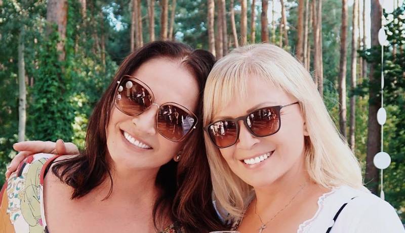 Женщина без возраста: 71-летняя София Ротару отдохнула в компании родных - «Домашние Питомцы»