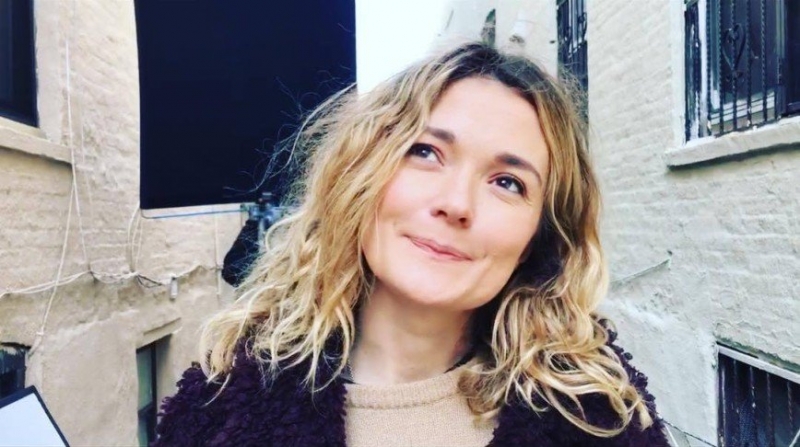 Я прыгнула в лето: лицо Надежды Михалковой покрылось веснушками - «Красота»