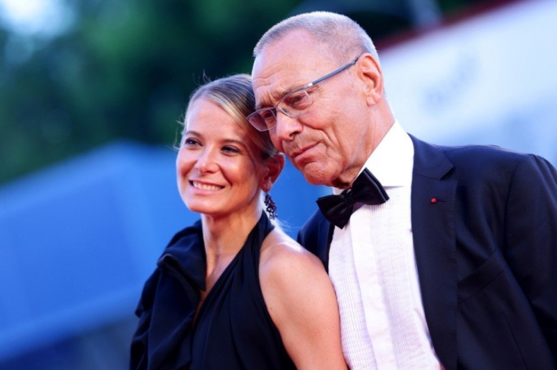 Какая нежность: Юлия Высоцкая показала романтичные снимки с Кончаловским - «Психология»