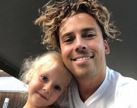 Как быстротечно время: Максим Галкин показал первые шаги своих детей - «Психология»