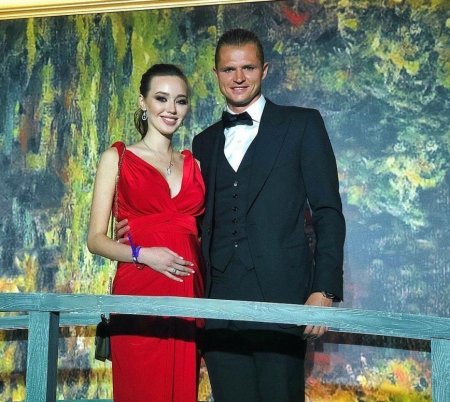 Дмитрий Тарасов поблагодарил семью за поддержку после неудачной игры с «Зенитом» - «Психология»