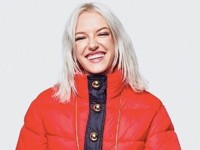 Moschino и H&M представили полный лукбук своей новой коллекции - «Про жизнь»