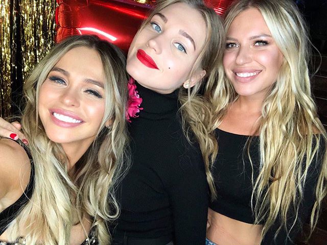 Кристина Асмус и Рита Дакота побывали на дне рождения Анны Хилькевич - «Домашние Питомцы»