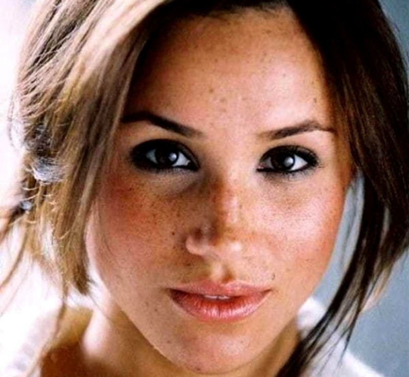 Благотворительный проект: Меган Маркл представила кулинарную книгу - «Я и Кухня»