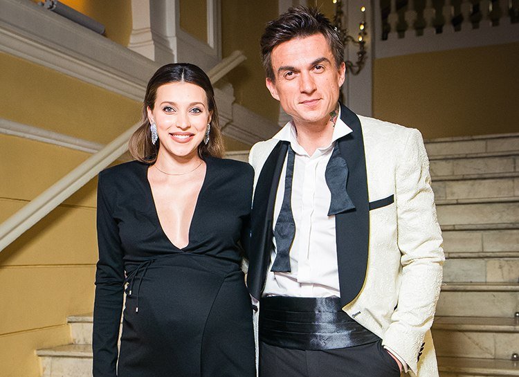 Регина Тодоренко и Влад Топалов стали парой года накануне рождения ребенка - «Домашние Питомцы»