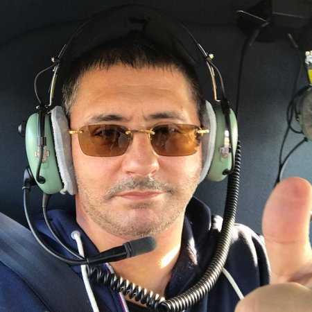 Давайте радоваться простым вещам: Александр Мясников поздравил с Новым годом - «Я и Здоровье»