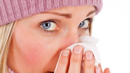 Как бороться с шелушением кожи вокруг носа в холодную пору? - «Я и Здоровье»