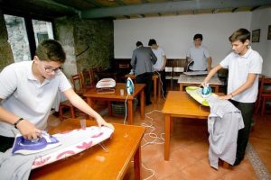 В испанской школе ввели уроки домоводства для мальчиков, чтобы сгладить неравенство. И получилось лучше, чем ожидали - «Развитие ребёнка»