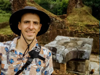 История россиянина, который с дочкой и беременной женой переехал во Вьетнам - «Про жизнь»