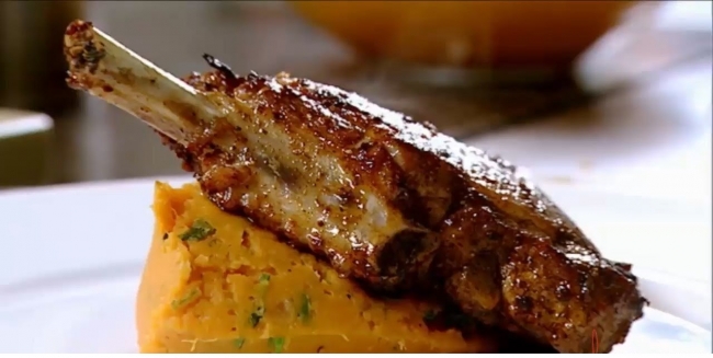 Пряная свинина с пюре из сладкого картофеля - «Блюда из мяса»