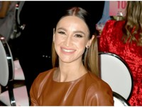 Бузова, Водонаева и другие звезды, которые попались на нелепом фотошопе - «Я как Звезда»