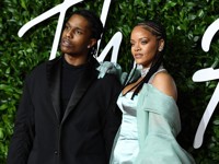 СМИ: у Рианны роман с известным рэпером - «Я как Звезда»