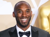 Цена придуманных Коби Брайантом кроссовок достигла 60 миллионов рублей - «Про жизнь»