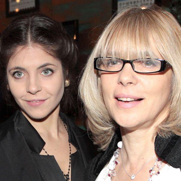 Ей было бы всего 64... Дочь Веры Глаголевой трогательно вспомнила о маме - «Домашние Питомцы»