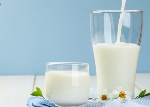 Как ухаживать за телом при помощи молока - «Новости»