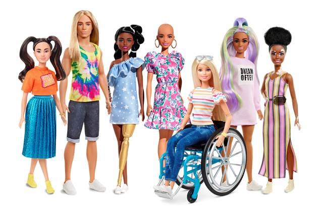 Девушки бывают разные нужны! Серия кукол Барби с витилиго, протезом ноги и без волос поступила в продажу - «Я и Дети»