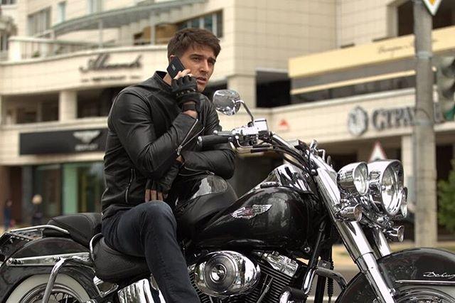 Вам идет мотоцикл! Станислав Бондаренко опубликовал брутальный кадр - «Домашние Питомцы»