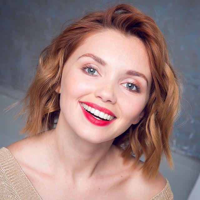 А-ля натурель! Ольга Кузьмина позировала перед камерой без макияжа - «Домашние Питомцы»