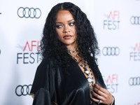 Прямо у сердца: звездные красотки с татуировками на груди (фото) - «Я и Красота»