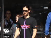 Джаред Лето с возлюбленной прогулялись по Лос-Анджелесу - «Я как Звезда»