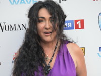 Лолита Милявская в купальнике принимает комплименты от поклонников - «Я как Звезда»