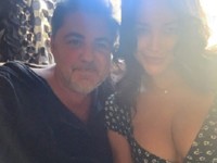 Молодая жена Цекало умилила сеть романтичным фото с мужем - «Я как Звезда»