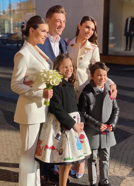 Окольцевала! Катя Жужа впервые вышла замуж - «Домашние Питомцы»