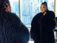 53-летняя Джанет Джексон показала образ в модной шубе - «Я как Звезда»