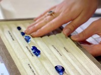 В офис и на свидание: какие камни носить в 2020-м, чтобы чувствовать себя самой роскошной - «Я и Мода»