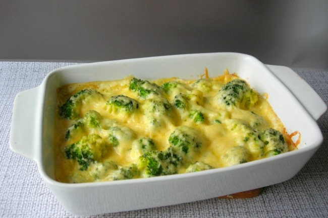 Запеканка из брокколи с сыром, яйцами и сливками - «Второе блюдо»