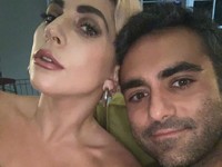 Леди Гага проводит время на карантине с новым возлюбленным - «Я как Звезда»