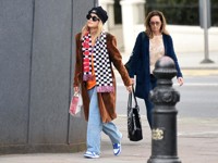 Рита Ора учит сочетать вещи с разными принтами - «Я как Звезда»