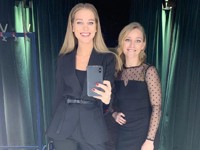 Кристина Асмус опубликовала редкое фото с красавицей-сестрой - «Я как Звезда»