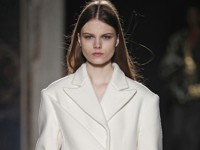 Обуваемся стильно: 5 пар, которые идеально дополнят пальто - «Я и Мода»