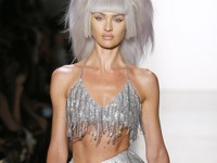 Как Леди Диана и Грейс Джонс: тренды 80-х, которые нужны нам в 2020 году - «Я и Мода»