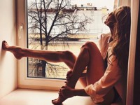 Светлана Ходченкова в одной рубашке похвасталась безупречной фигурой - «Я как Звезда»