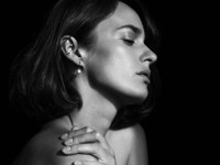 Возлюбленная Козловского устроила откровенную съемку - «Я как Звезда»