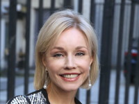 Марина Зудина опубликовала эффектные фото в костюме и кружевном белье - «Я как Звезда»