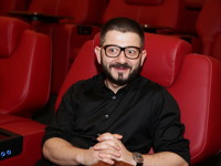 Михаил Галустян сбрил бороду и помолодел на 15 лет - «Я как Звезда»