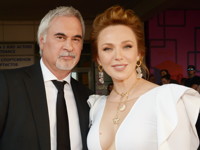 Как одевается 41-летняя Альбина Джанабаева и какие приемы стоит взять на вооружение всем - «Я и Мода»