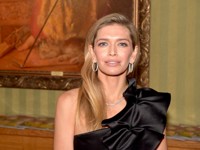 Как у Лободы и Брежневой: 6 модных и женственных оттенков блонда для волос - «Я и Красота»