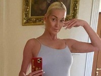 Постройневшая Анастасия Волочкова продемонстрировала фигуру в боди - «Я как Звезда»