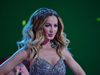 Бузова самостоятельно сделала короткую стрижку и расплакалась - «Я как Звезда»