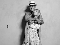 Юлия Высоцкая показала романтичный кадр с Андреем Кончаловским - «Я как Звезда»